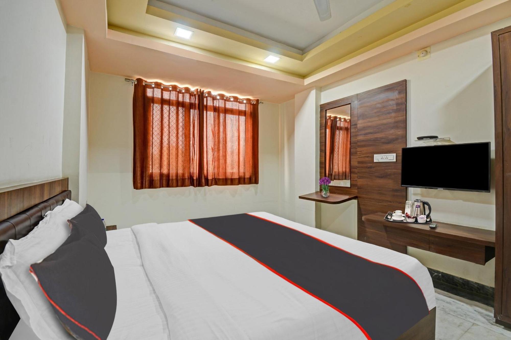 Collection O The Sunrise Hotel Udaipur Exterior foto